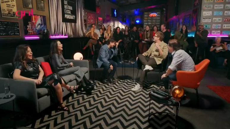 Xororó relembra perrengues do início de carreira no 'Que História É Essa, Porchat?'