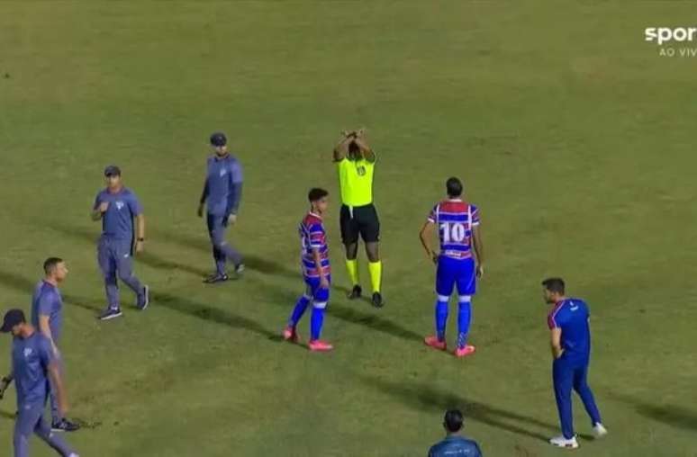 Caso ocorreu aos 26 minutos do primeiro tempo –