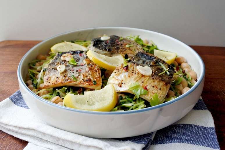 grilled fish with chickpeas 