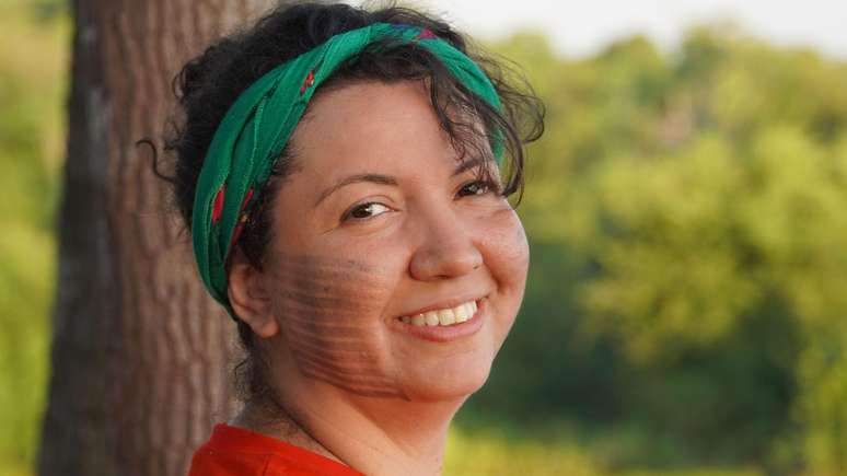 'A alian&ccedil;a do meu av&ocirc; era muito politizada, e vejo isso tamb&eacute;m nos jovens de hoje', diz a neta de Chico Mendes