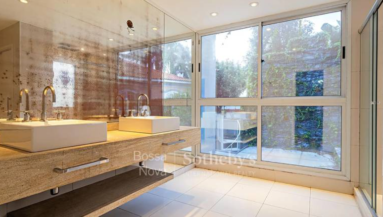 Mans&atilde;o de Gal Costa