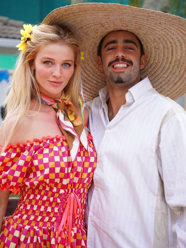 C&iacute;ntia Dicker &eacute; casada com o surfista Pedro Scooby