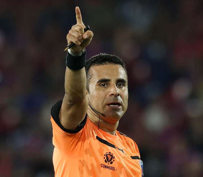 Piero Maza vai apitar a final da Sul-Americana –