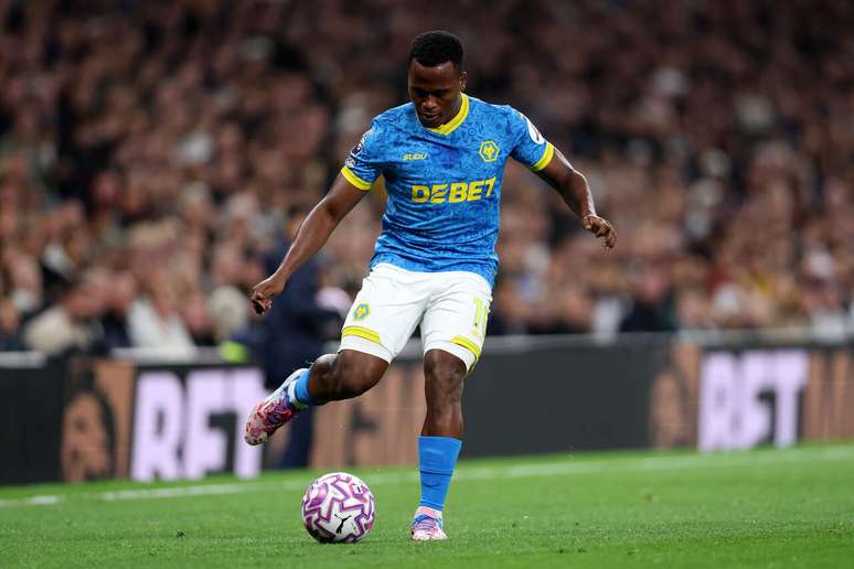 Arias sempre deixou claro que jogar na Inglaterra era um sonho –