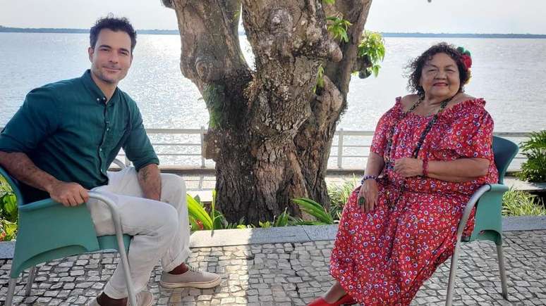 Em entrevista à BBC, Dona Onete fala de sua trajetória até virar cantora.