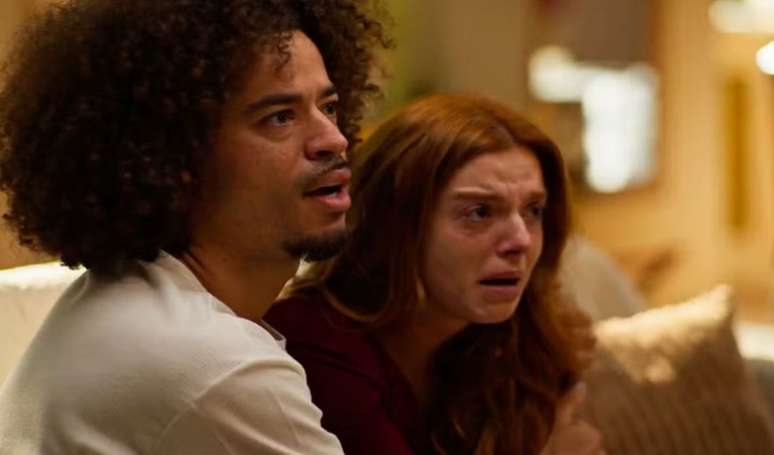 Ryan (L7nnon) confessa para Kami (Giovanna Lancellotti) que estava envolvido com facação criminosa em Dona de Mim.