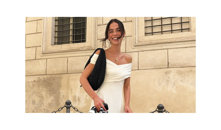 A Adidas triunfa com seus novos tênis de camurça cor tiramisu, que aprimoram o modelo Samba.