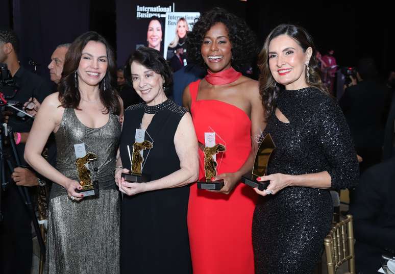 Ana Paula Araújo, Nivea Maria, Maju Coutinho e Fátima Bernardes 