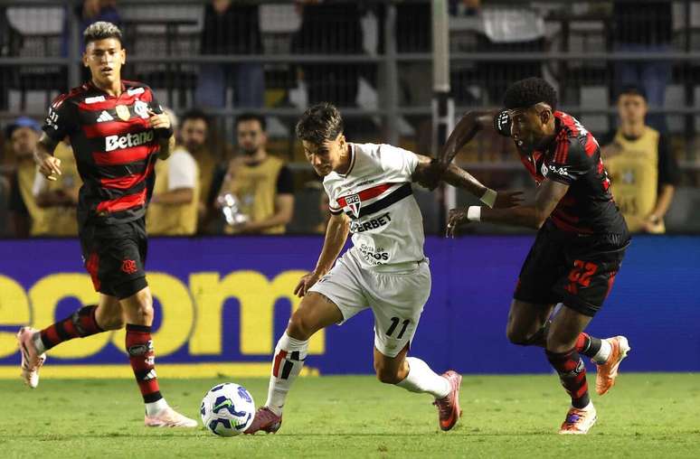 Ferreira já atuou de forma improvisada na posição –