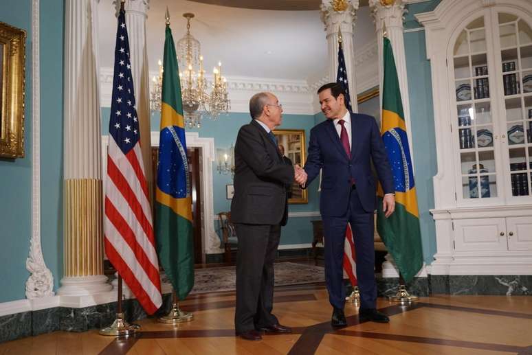 Rela&ccedil;&atilde;o entre EUA-Brasil tem na mesa assuntos como Venezuela, minerais cr&iacute;ticos, big techs e etanol