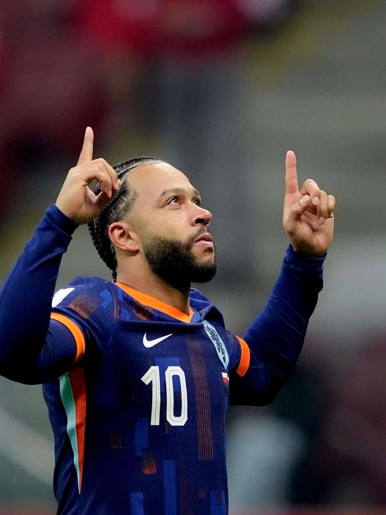 Memphis comemorando o empate 