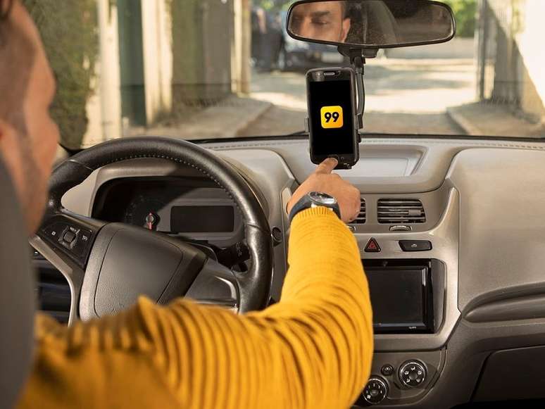 Saiba como motoristas e passageiros podem se organizar em grandes eventos com dicas da 99 e a opção “Alerta de Segurança”