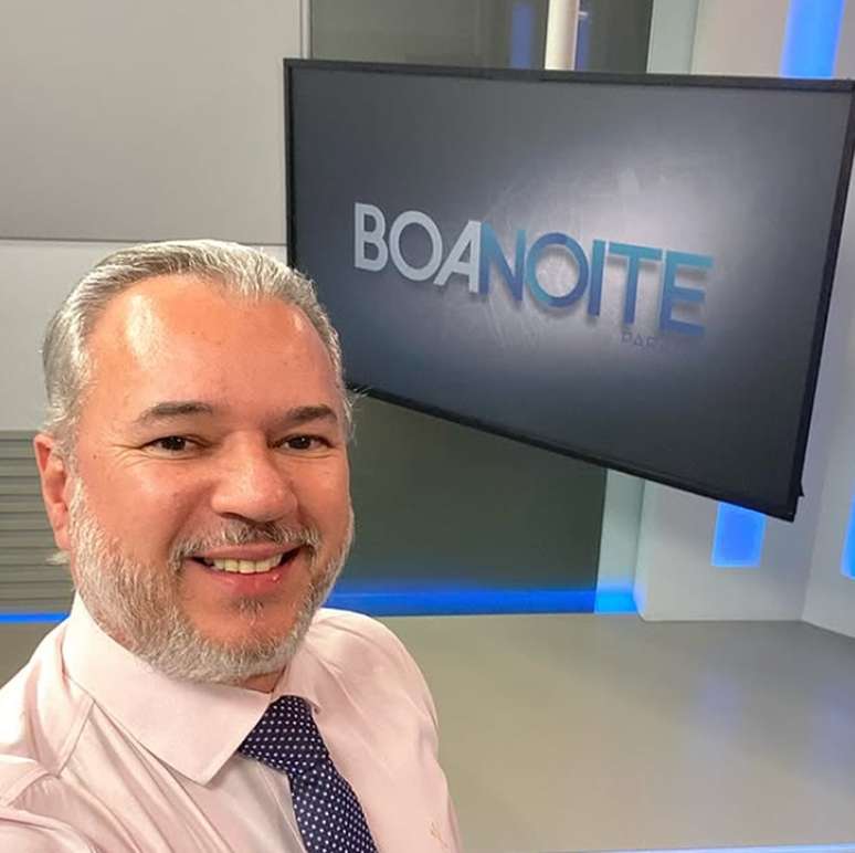 Soler no estúdio da RPC: jornalistas experientes com salário alto são afetados por cortes nas despesas fixas nas emissoras