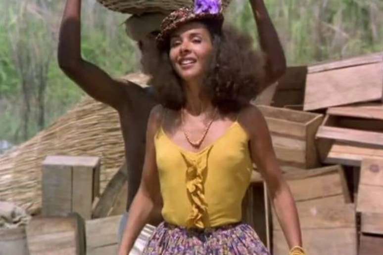 O Cortizo is a drama about inequality, exploitation, and social tension in the 19th century. 