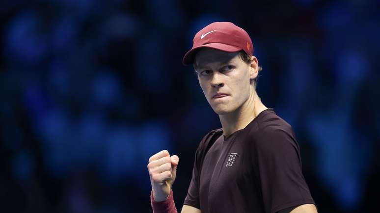 Sinner celebrates the point in the ATP semi-finals