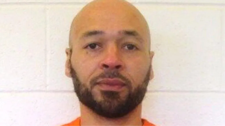 The pardon request was issued just before 46-year-old Tremane Wood was executed by lethal injection on Thursday.