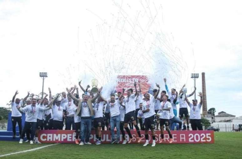 São Paulo e Santos duelam neste domingo (16), em Mogi das Cruzes, pelo segundo jogo da final do Paulista Sub-20 –