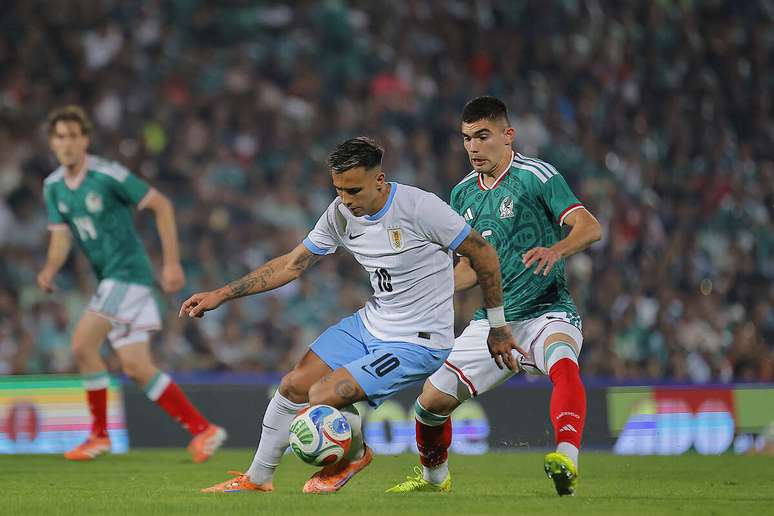 Mexicanos e uruguaios fizeram amistoso preparatório para a Copa do Mundo de 2026 –