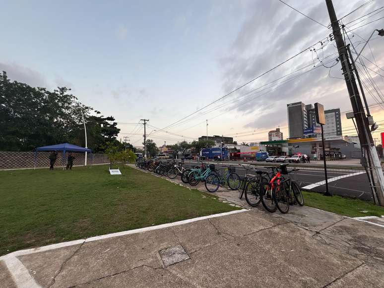 Biciclet&aacute;rio na Zona Azul fica do lado de fora da COP