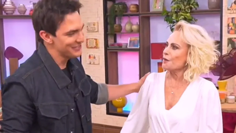 Climão! Ana Maria Braga dá bronca em repórter após ser alvo de deboche: 'Sai de mim' / Reprodução: Globo