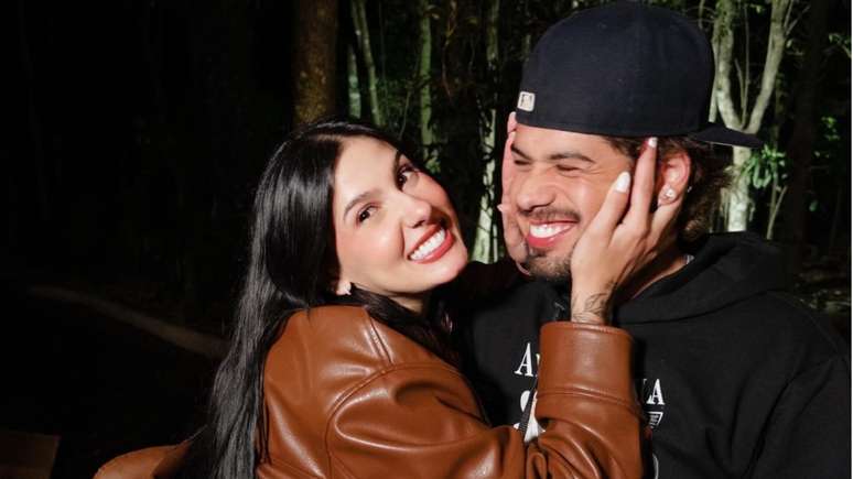 Ana Castela e Zé Felipe nas redes sociais