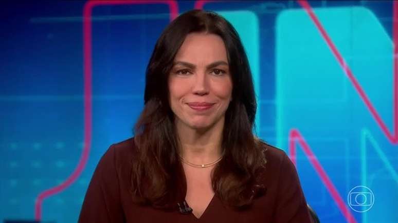 Ana Paula Ara&uacute;jo &eacute; um dos rostos mais familiares do jornalismo da Globo