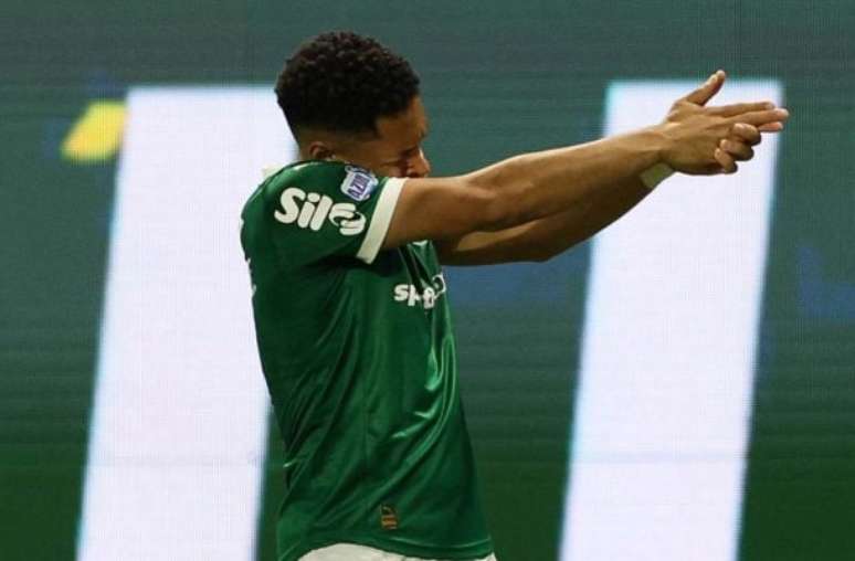 Gustavo Gómez é outro que o Palmeiras tenta acelerar o retorno –