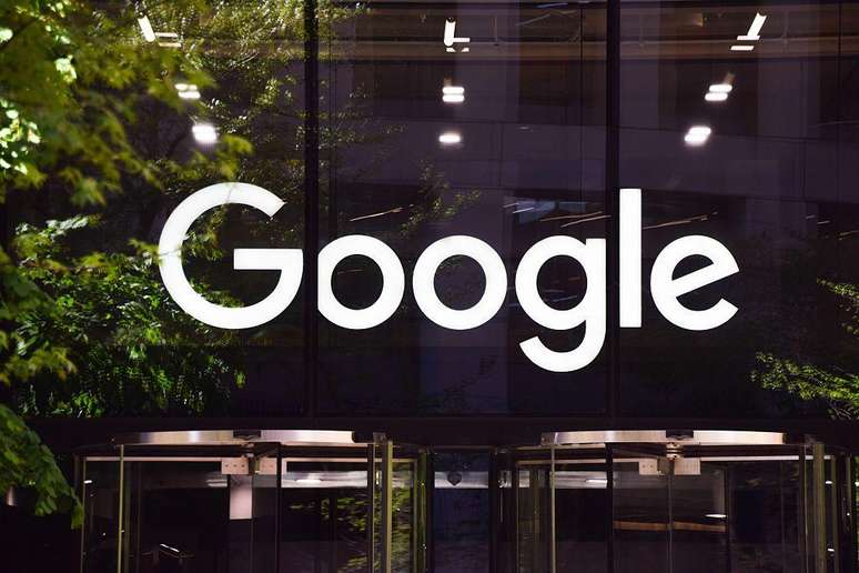 Pichai diz que o Google, com um "pacote completo" de tecnologias, est&aacute; melhor posicionado para enfrentar turbul&ecirc;ncias no mercado de IA