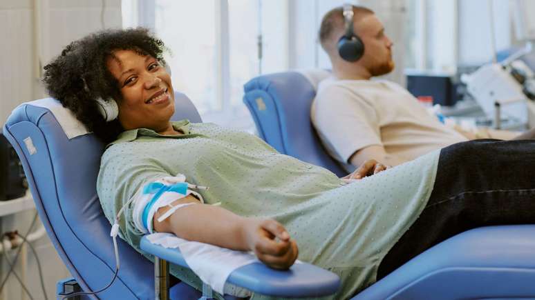 O sangue cultivado em laborat&oacute;rio &eacute; uma tecnologia promissora, mas as doa&ccedil;&otilde;es tradicionais ainda s&atilde;o mais eficientes