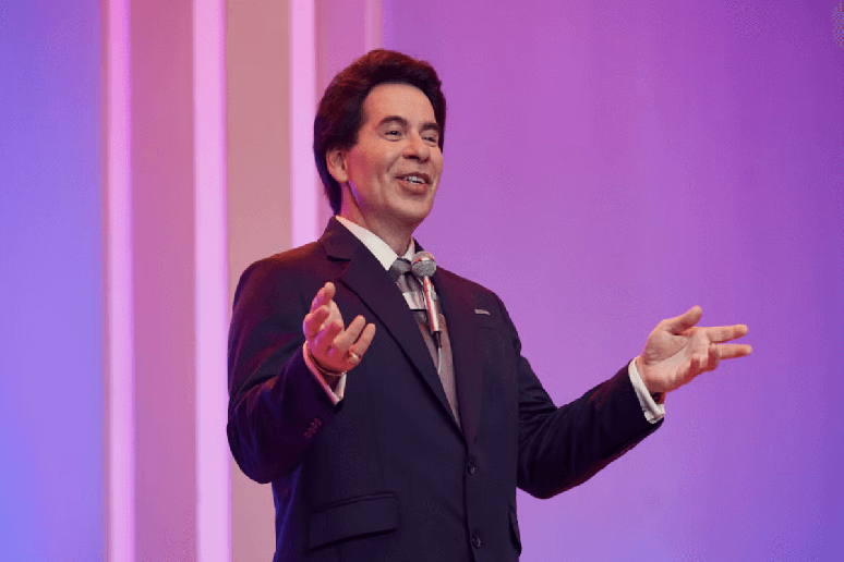 &ldquo;Silvio Santos Vem A&iacute;&rdquo;, mostra os bastidores do programa de audit&oacute;rio que se tornou um s&iacute;mbolo da televis&atilde;o brasileira 