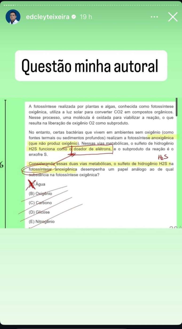 Live de Edcley nas redes sociais mostrou questões parecidas com as da última edição do Enem