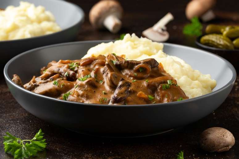 Estrogonofe de músculo 