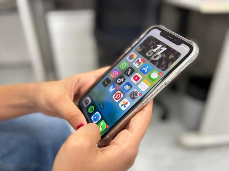 Instabilidades recentes em serviços de nuvem expõem a dependência global de poucas empresas para manter a internet funcionando