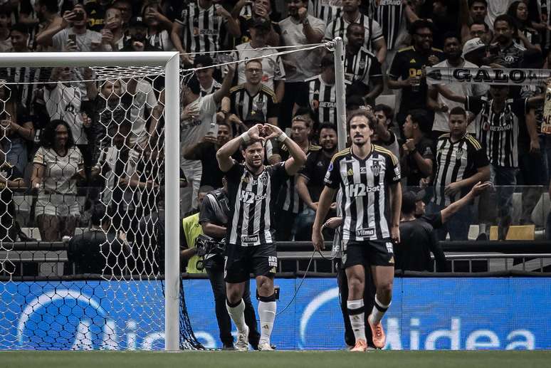 தென் அமெரிக்க இறுதிப் போட்டியில் அட்லெட்டிகோ விளையாடும்