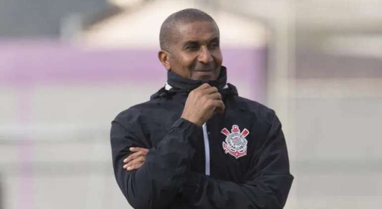 Crist&oacute;v&atilde;o Borges, novo treinador da Tombense 