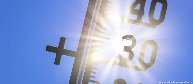 Gases de efeito estufa como o CO2 são os grandes responsáveis pela elevação da temperatura da Terra