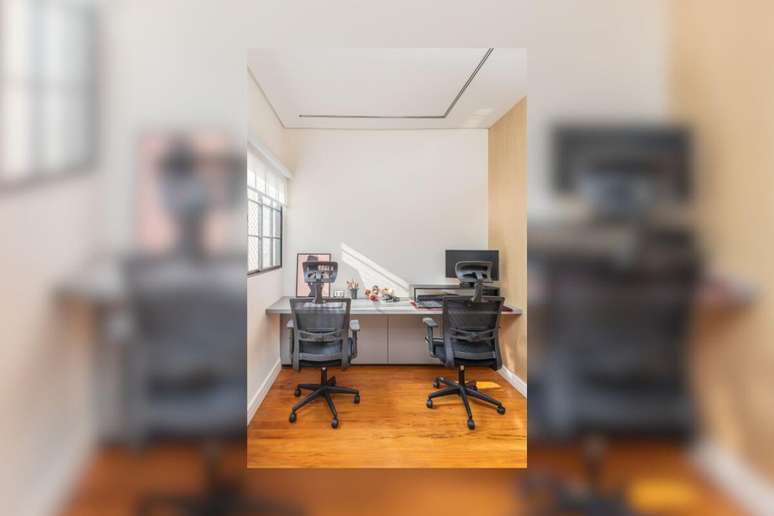 O home office compartilhado é ideal para mais de uma pessoa em casa 