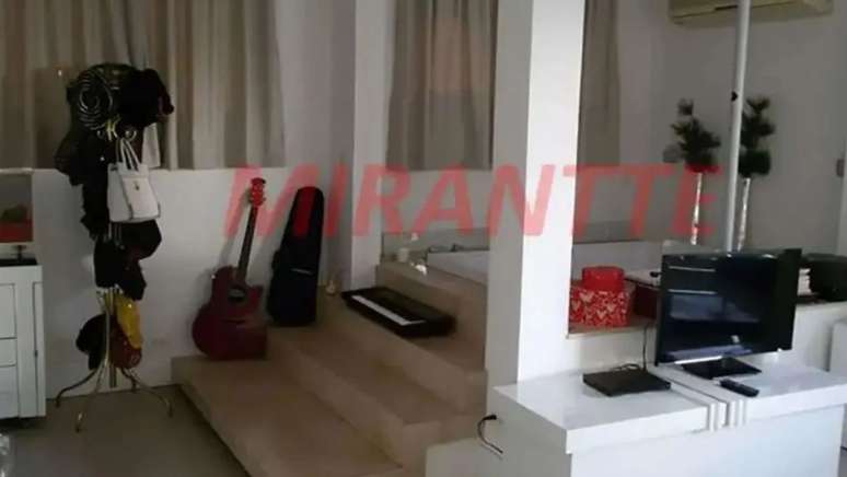 Cobertura duplex de Mara Maravilha está à venda em Alphaville, Barueri (SP)