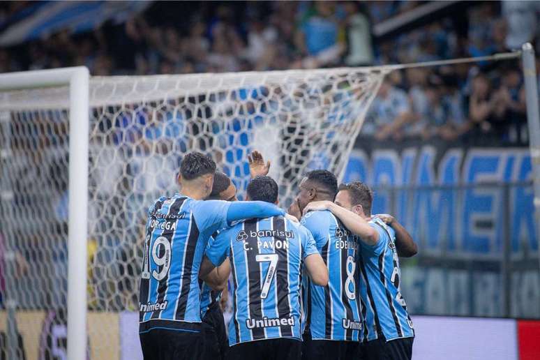 Grêmio tenta superar mais uma vez o Vasco em Porto Alegre