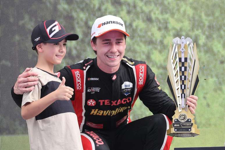 Arthur Leist foi ao pódio na primeira corrida do sábado