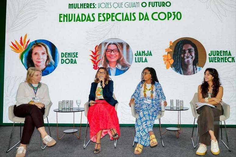 As enviadas especiais da COP30 Denise Dora, Janja da Silva e Jurema Werneck debateram na COP o papel das mulheres na luta climática 