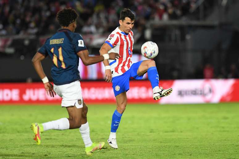 Junior Alonso atua no Defensores del Chaco com frequ&ecirc;ncia pela sele&ccedil;&atilde;o do Paraguai &ndash;