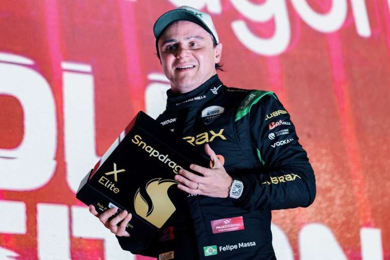 Felipe Massa teve parte de seu pleito aceito pela Justi&ccedil;a Brit&acirc;nica. Mas a corrida s&oacute; come&ccedil;ou...