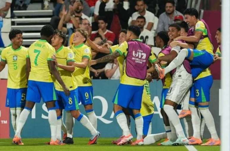 Brasil lutou até o fim para conseguir a vaga na semifinal –