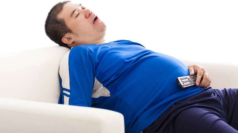 O sedentarismo, com o aumento do tempo diante de telas e a redu&ccedil;&atilde;o das atividades f&iacute;sicas no dia a dia favorecem o aparecimento da diabetes &ndash; depositphotos.com / tomwang