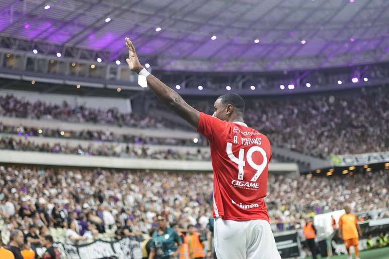 Ricardo Mathias ganhou elogios do t&eacute;cnico Ram&oacute;n D&iacute;az &ndash;