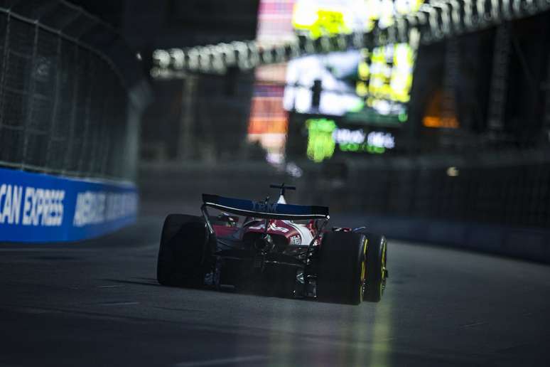 Charles Leclerc durante o TL1