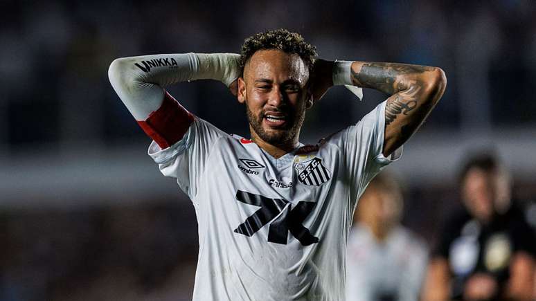 சாண்டோஸ் ஆட்டத்தின் போது நெய்மர்