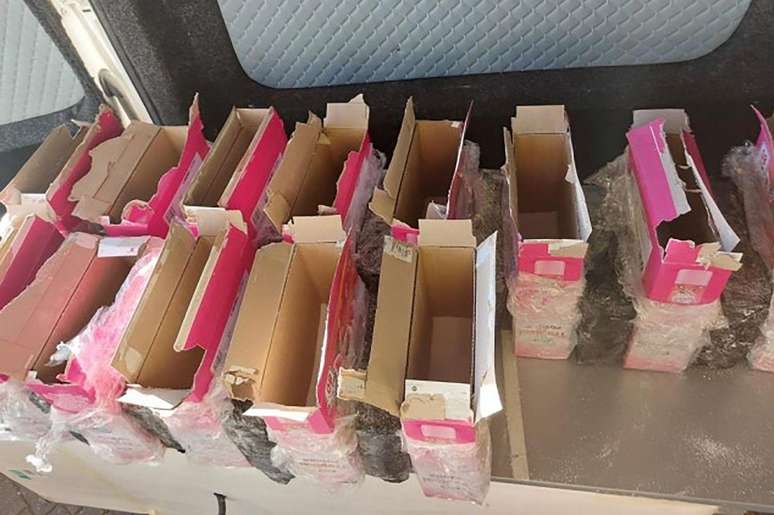 சலவை சோப்பு பெட்டிகள் இங்கிலாந்தில் இருந்து பணத்தை கடத்த பயன்படுத்தப்பட்டது