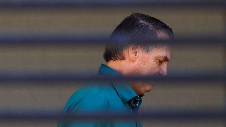 முன்னாள் ஜனாதிபதி ஜெய்ர் போல்சனாரோ இன்று சனிக்கிழமை காலை முன்னெச்சரிக்கையாக கைது செய்யப்பட்டார்.